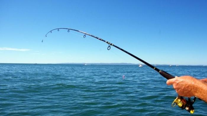 memancing di laut lepas 700x393