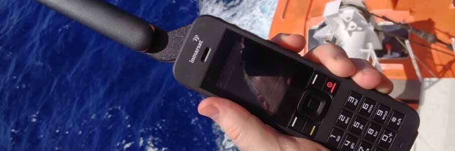 Telepon Satelit 900x300