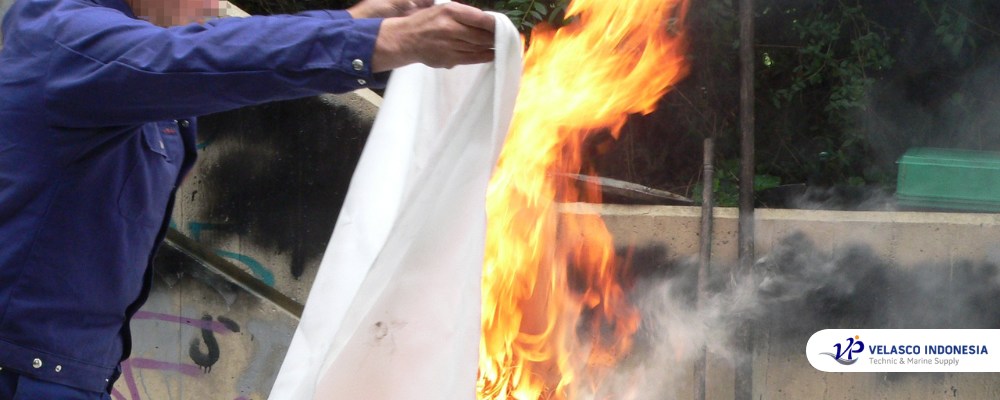 Hal Penting Dalam Menggunakan Fire Blanket