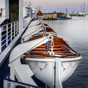 ope lifeboat Jenis Lifeboat dan Perlengkapan yang Ada di Dalamnya